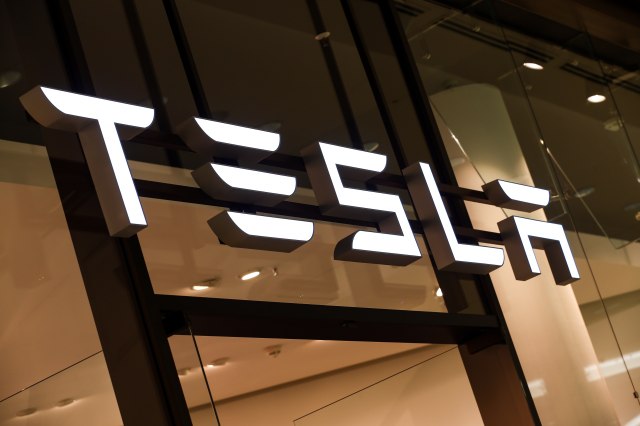 Tesla ne odustaje od gradnje fabrike uprkos primedbama: Posao za 10.500 radnika