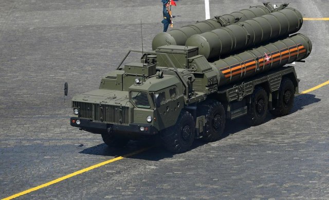 Rusi šalju S-400 na Ural