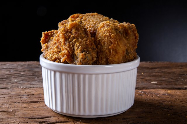 Služiæe piletinu iz 3D štampaèa: Lanac restorana ima nove planove