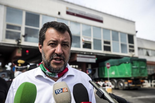 Salvini krivi migrante za nova žarišta: "To nisu brodolomici veæ  krijumièarenje ljudi"