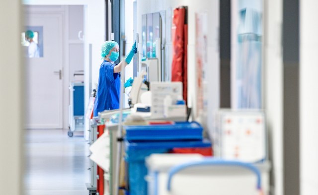 Mediji: Pacijent tukao medicinsku sestru u Nišu