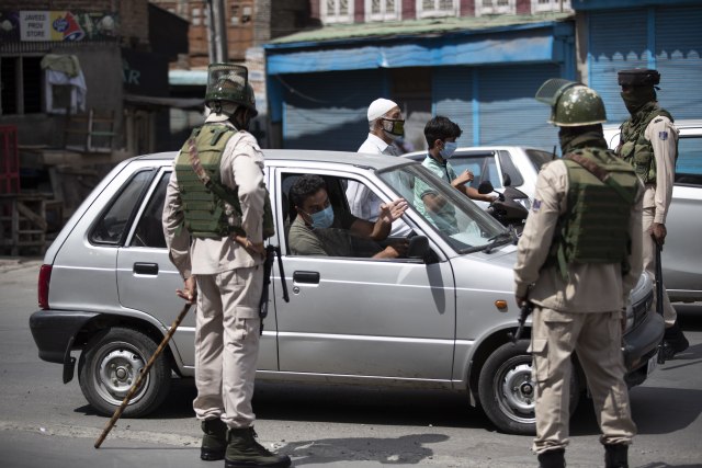 Uveden dvodnevni policijski èas - strah da æe separatisti izazvati nemire