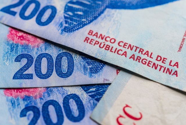 Argentina dogovorila restrukturu duga od 65 milijardi $