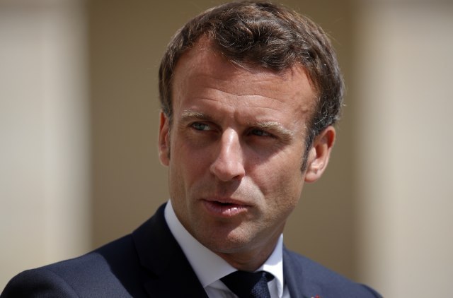 Macron travels urgently to Beirut