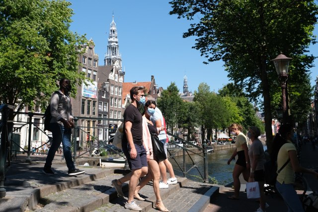Premijer Holandije prekinuo odmor kad je èuo nove podatke o kovidu 19