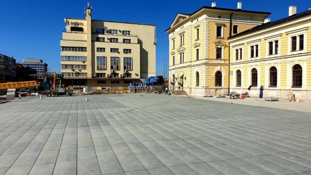 Delovi spomenika Stefanu Nemanji krenuli za Beograd: Postavljanje poèinje 15. avgusta VIDEO
