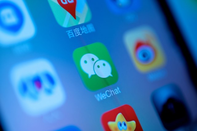 Ozbiljne pretnje: Tramp uvodi zabranu za kineski TikTok i WeChat za 45 dana