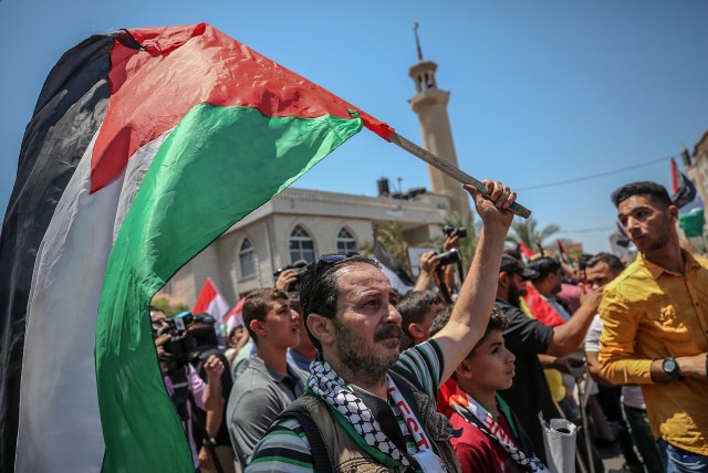 Palestinci protestovali ispred nemaèke diplomatske kancelarije: Traže oslobaðanje aktiviste