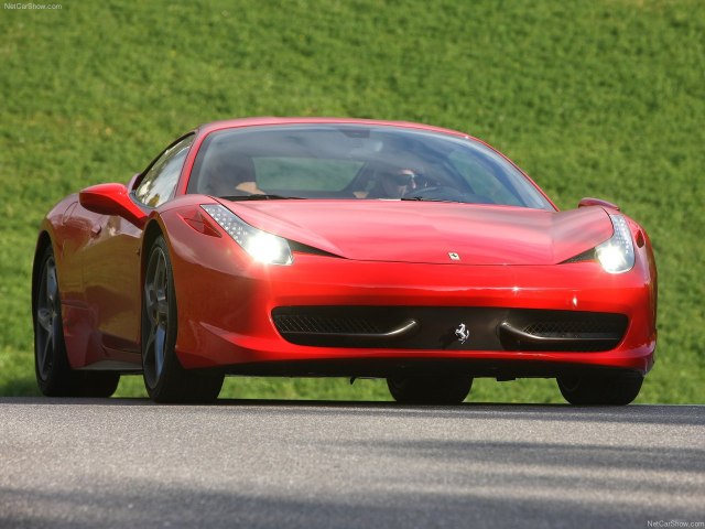 "Moæni" Ferrari 458 od 0 do 310 km/h VIDEO