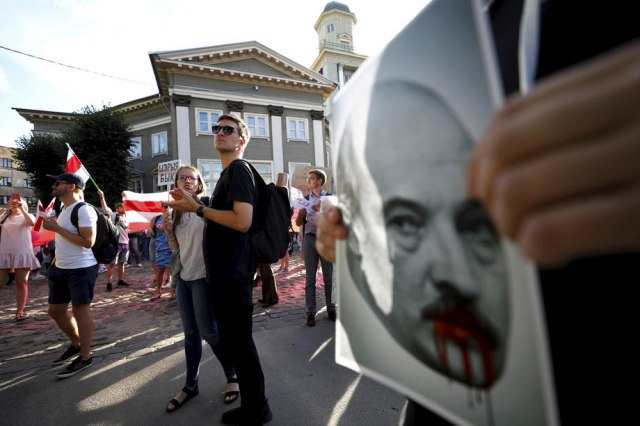 Èetiri zemlje se nude Lukašenku kao posrednici u rešavanju beloruske krize