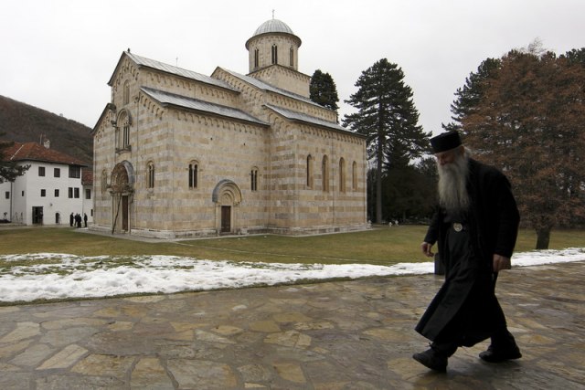 Ko je zaustavio radove kod manastira Visoki Dečani - Kfor ili Hoti?