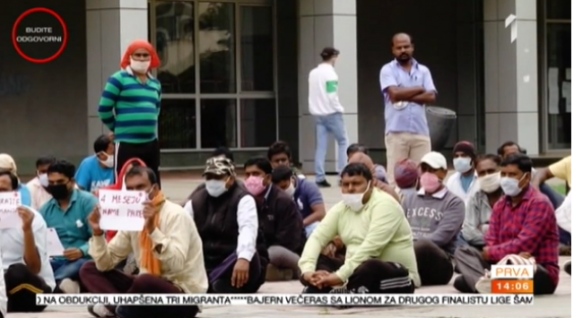 Indijski radnici štrajkuju ispred Gradske skupštine u Kraljevu VIDEO