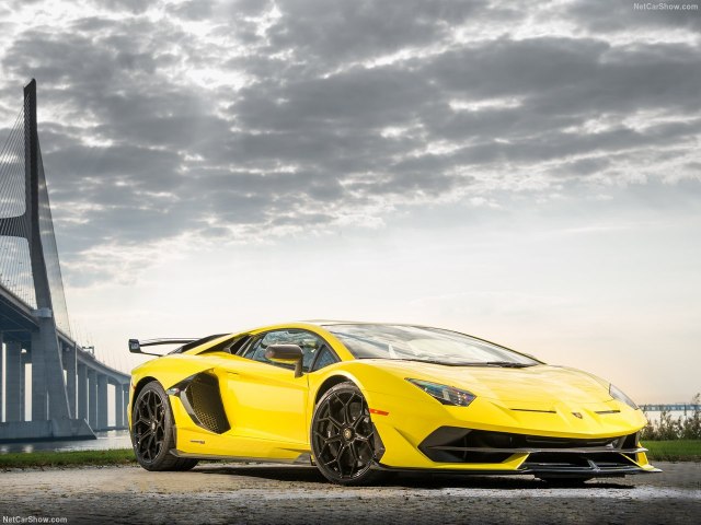 Ko je brži: Lamborghini Aventador SVJ, Ferrari 812 ili Porsche 911 Turbo S? VIDEO