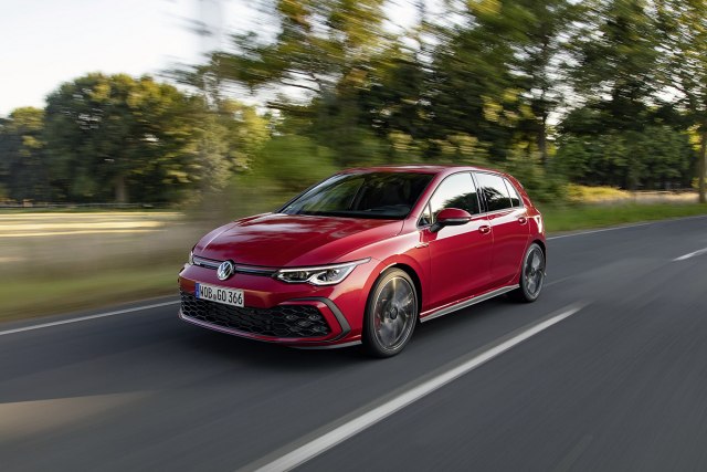 Galerija: Njegovo veličanstvo Golf GTI!