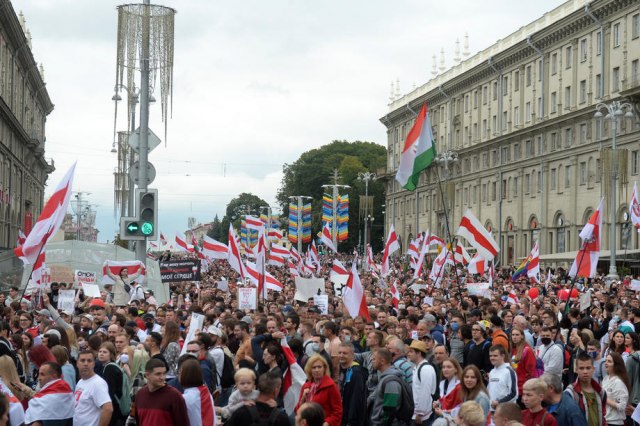 Belorusija: Uhapšeno preko 100 demonstranata