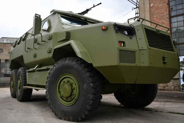 Evo kako izgleda novo oklopno borbeno vozilo M-20 MRAP 6x6 FOTO