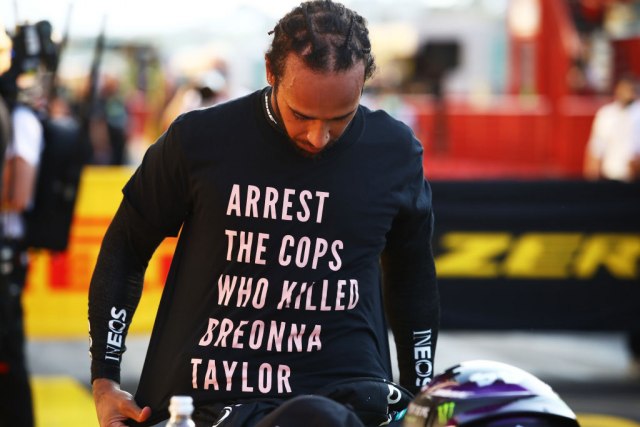 Pokrenuta istraga protiv Luisa Hamiltona zbog majice sa natpisom
