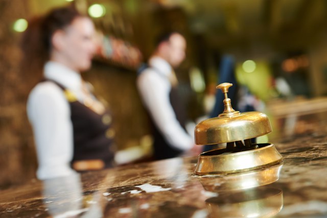 Hotel u Beèu otpustio više od 100 zaposlenih, ostalima skraæeno radno vreme