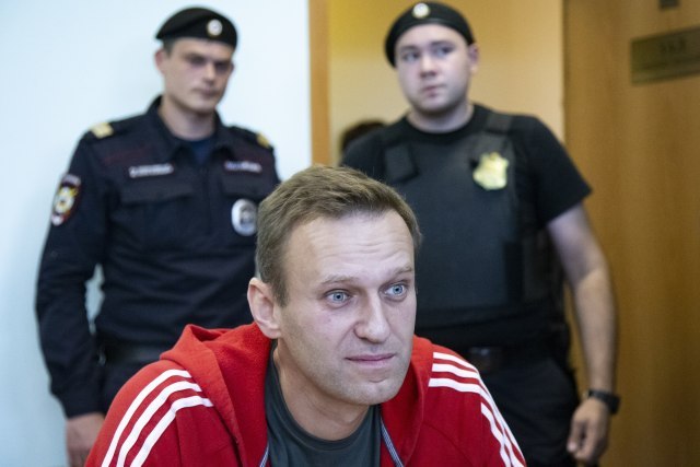Nije èaj sa aerodroma - Navaljni objavio u èemu je bio otrov VIDEO