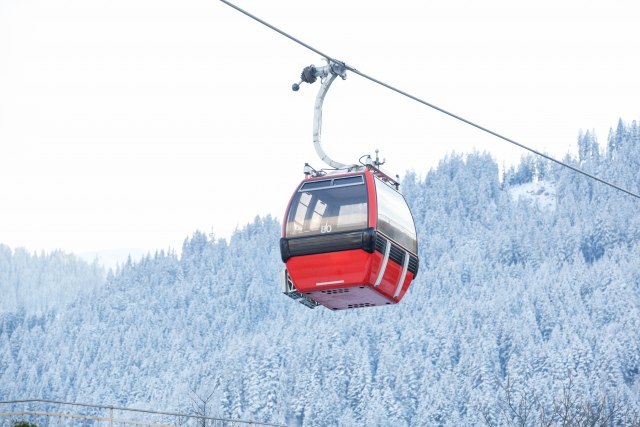 Gondola gotova do zime:  Žičara duga 3.700 metara, 1.600 putnika na sat