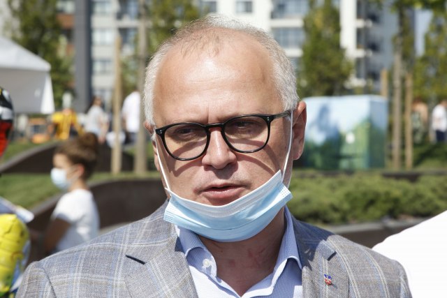 Goran Vesiæ se oglasio nakon navoda o ulasku u novu Vladu
