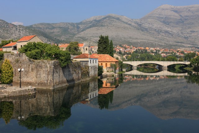 Trebinje: Grad Jovana Dučića, platana i bogate istorije
