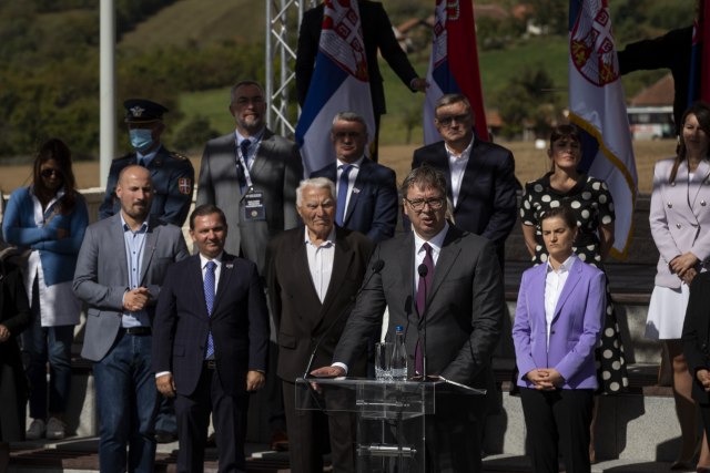 Vučić o Kosovu: I za teška rešenja smo spremni, jer lakih nema VIDEO/FOTO