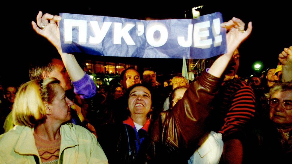 5. oktobar, 20 godina kasnije: Dani kad je Srbija stala