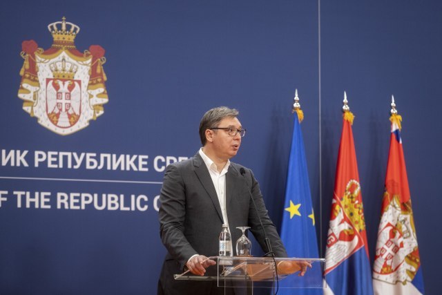 Vučić: Important decisions next week