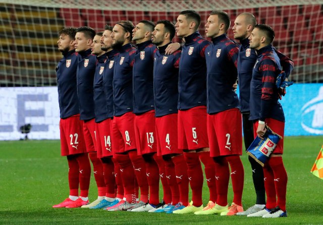 Poznato kolike æe premije imati fudbaleri Srbije ako odu na EURO