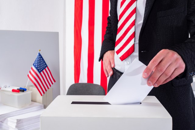 Na izborima u SAD do sada glasalo više od 90 miliona biraèa