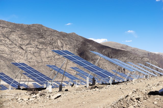 Zakljuèen koncesioni ugovor na 50 godina: Solarna elektrana na mreži do 2022.
