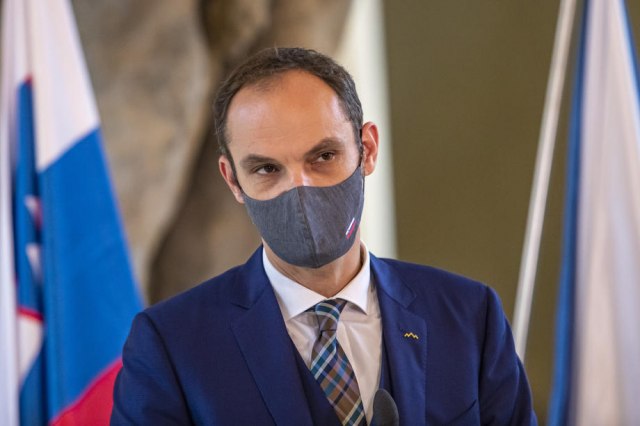 Slovenački ministar pozitivan na koronavirus
