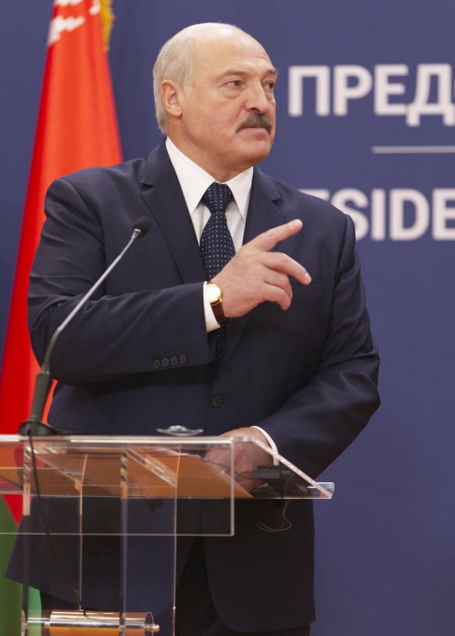 Lukašenko preti