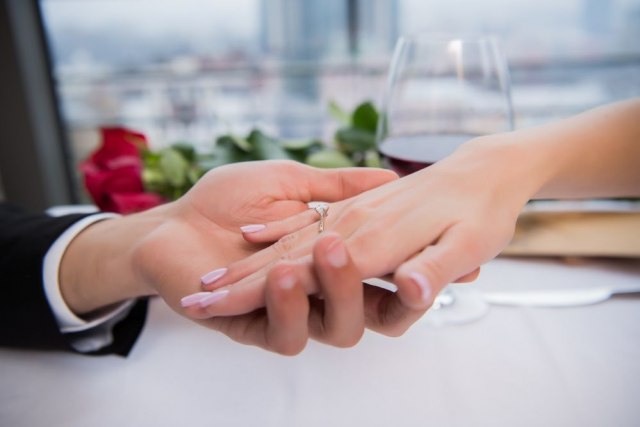 "Ne stajem dok ne pronaðem pravog": Žena se udala i razvela deset puta
