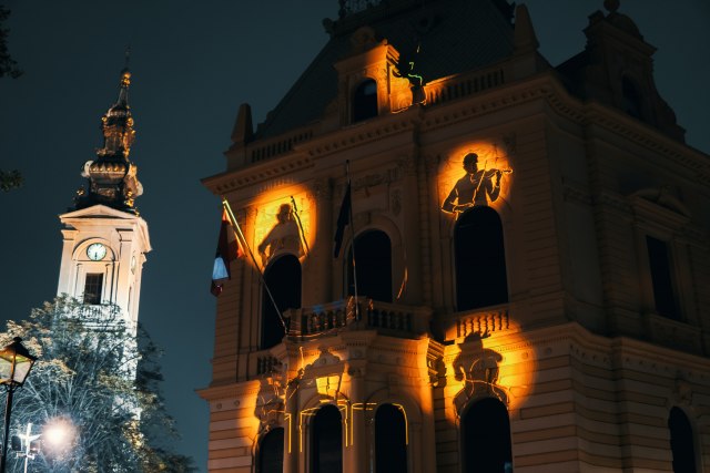 Beograd u znaku Betovena: Svetlosnim instalacijama za Nacionalni praznik Austrije FOTO VIDEO