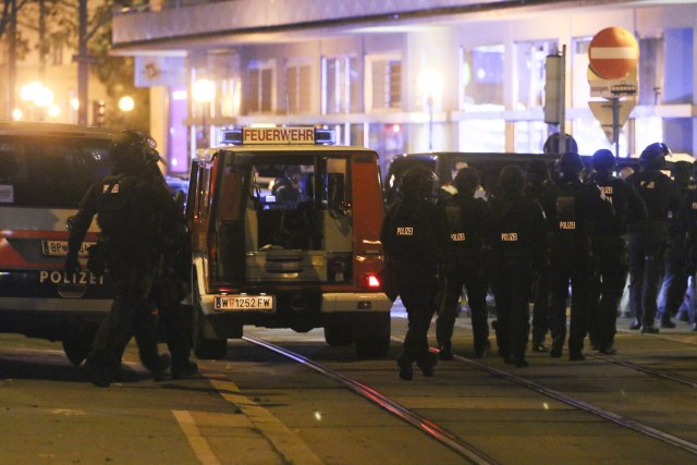 Svet osuðuje napad u Beèu