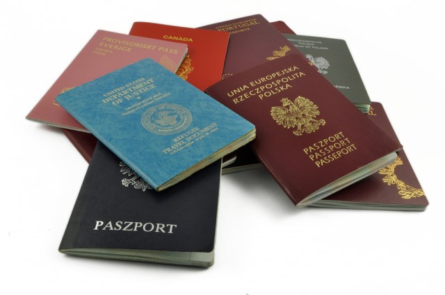 Na svetu postoje samo 4 boje pasoša: Svaka nosi posebno značenje