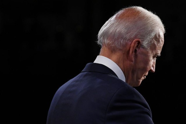 Biden’s advantage in Arizona is melting; Police raided the counting center