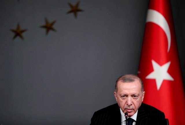 Erdogan smenio šefa centralne banke zbog rekordnog pada lire; 