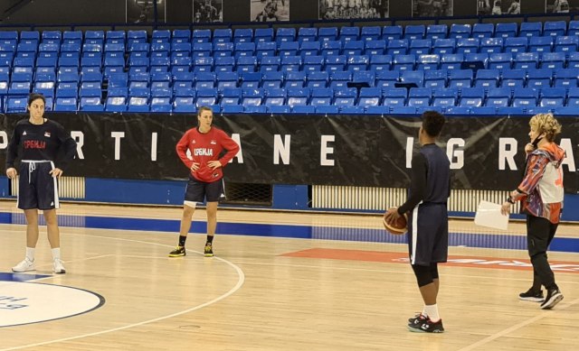 Košarkašice Srbije poèele pripreme – tu je i jedna Amerikanka