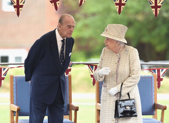 Prevare i vanbraèna deca: Kraljica Elizabeta i princ Filip proslavili 73. godišnjicu braka FOTO