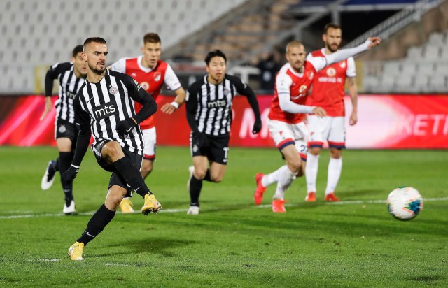 Holender promašio penal, pa doneo pobedu Partizanu u 91. minutu