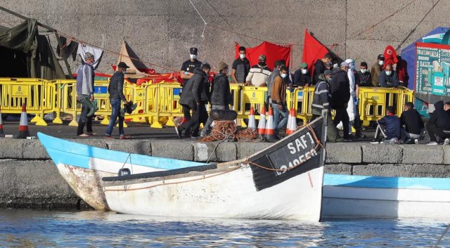 Prevrnuo se èamac s migrantima: Najmanje sedmoro ljudi poginulo