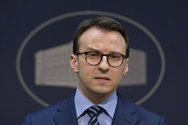 Poseta Vučića KiM nije zabranjena, otkazana zbog smrti patrijarha