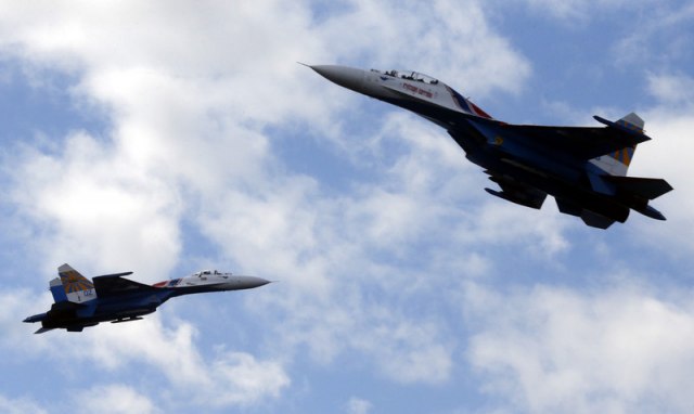Ruski borbeni avion presreo američkog izviđača iznad Crnog mora