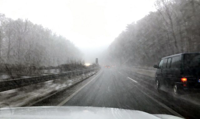 Zamke prvog mraza – poèetni jutarnji kilometri su najopasniji