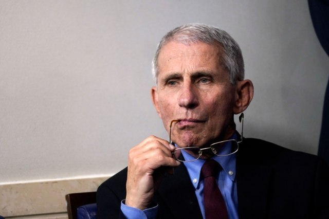 Fauci warned the British: "You haven't done examinations, you will face consequences"