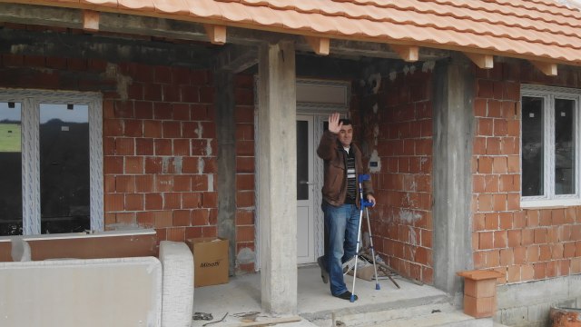 Milan i dalje èeka da se javi žena njegovog života: Devojke od sela beže kao ðavo od krsta FOTO