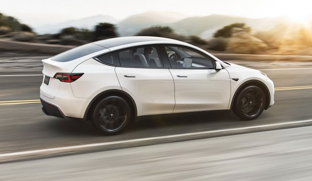 Tesla Model Y "Made in China" VIDEO